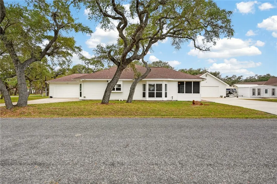 119 Bishop Rd., Rockport, TX 78382 - #1