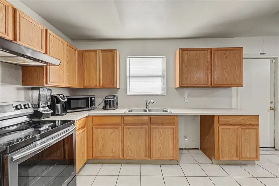 3821 Lincoln Street, Corpus Christi, TX 78415 - #3