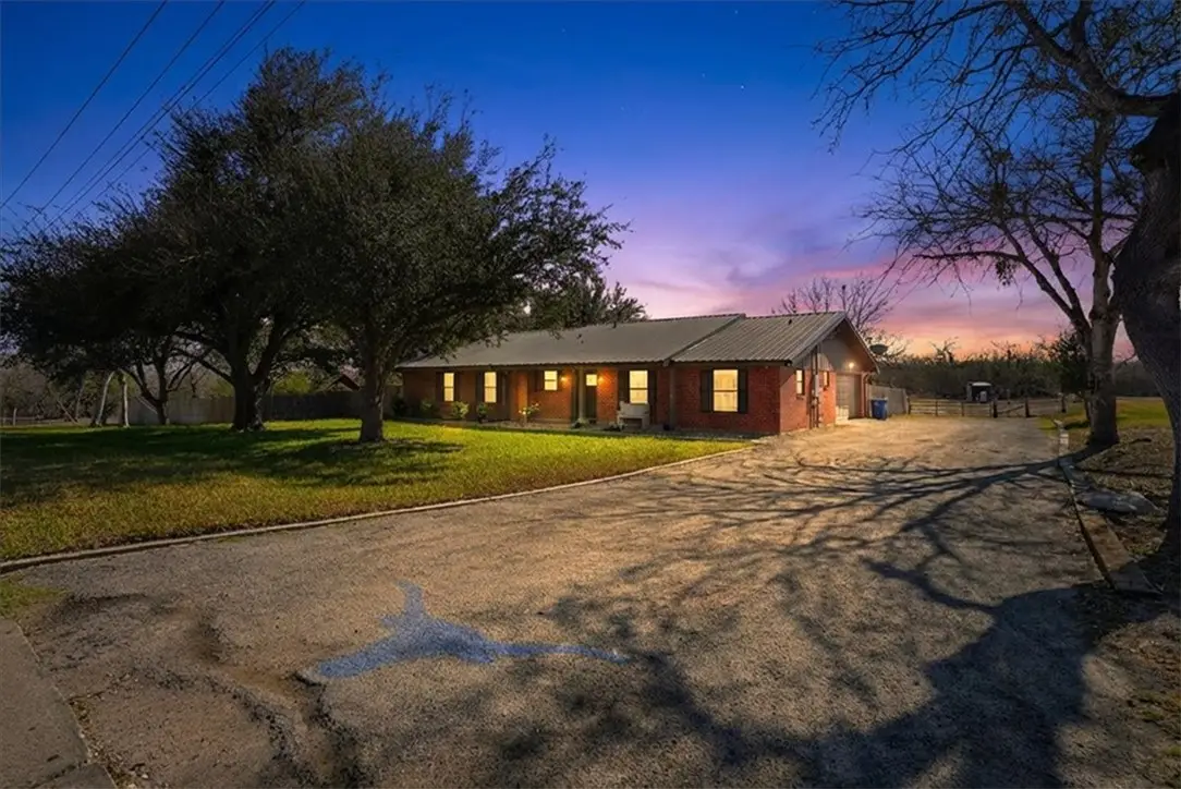 301 Lagarto Rd., George West, TX 78022 - #1