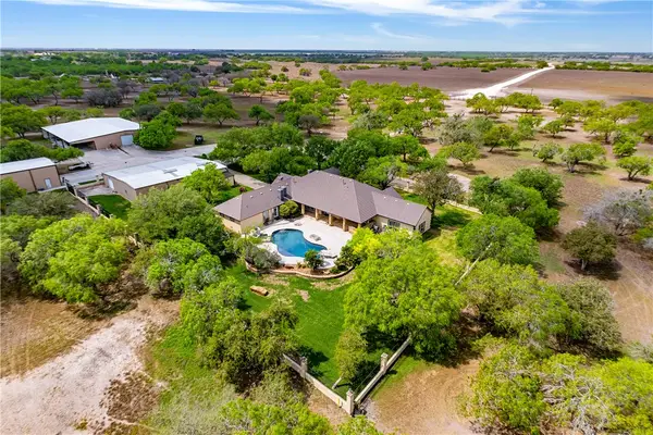 5548 County Road 81, Robstown, TX 78380