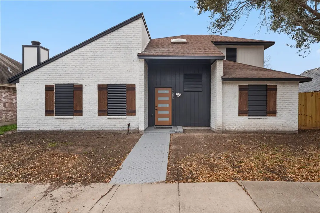 7306 Diamond Ridge Drive, Corpus Christi, TX 78413 - #1