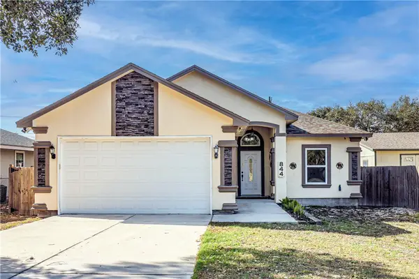 844 S Whitney Street, Aransas Pass, TX 78336