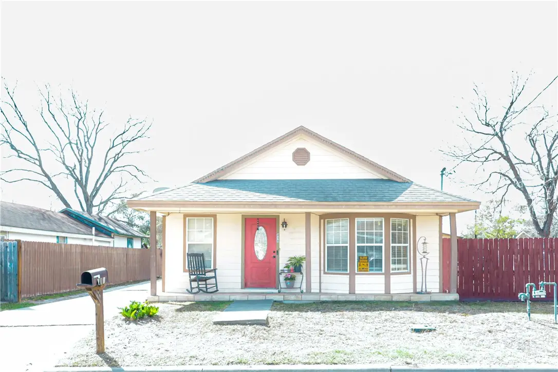 838 Seabreeze Street, Alice, TX 78332 - #1