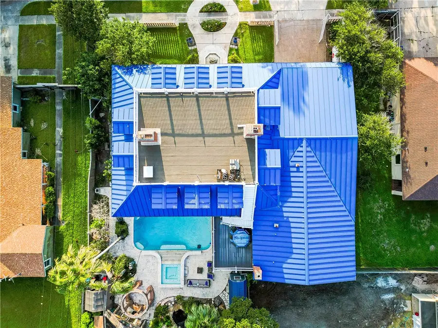 121 Glenmore Street, Corpus Christi, TX 78412 - #3