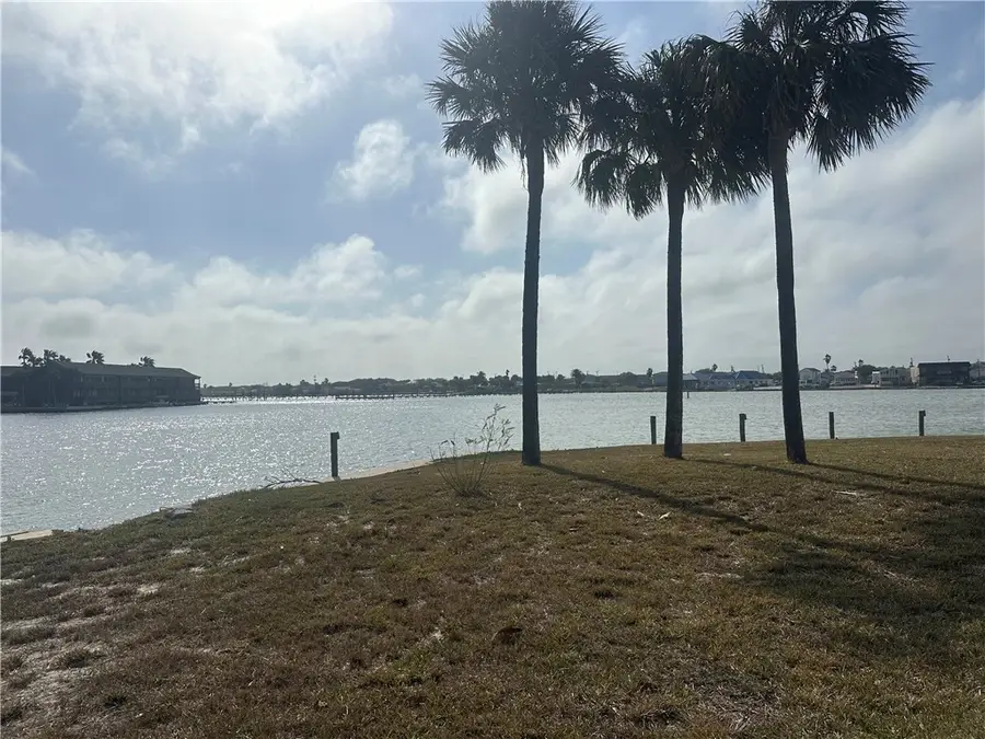 37 Riviera Drive, Rockport, TX 78382 - #2