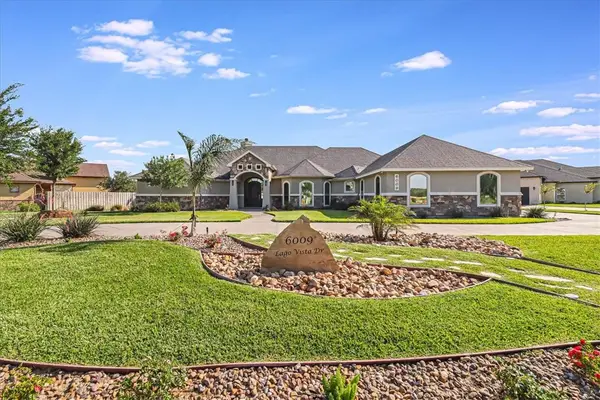 6009 Lago Vista Drive, Corpus Christi, TX 78414