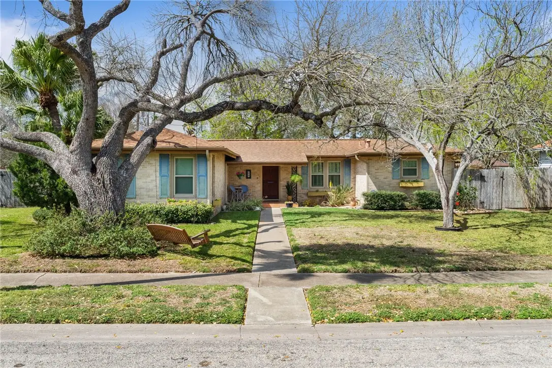 450 University Drive, Corpus Christi, TX 78412 - #1