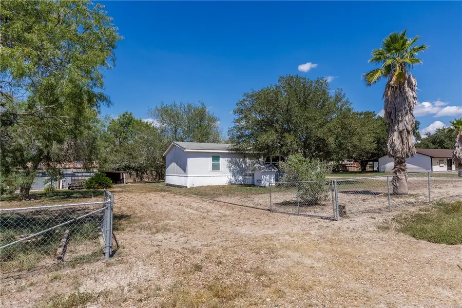 104 Island Drive, Lake City, TX 78368 - #3