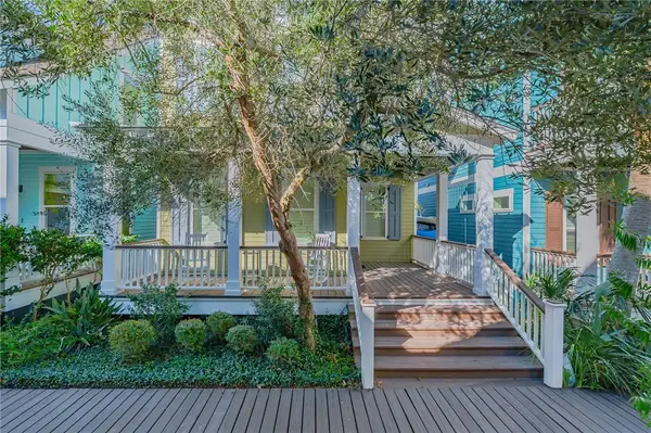 412 Sailhouse Way, Rockport, TX 78382