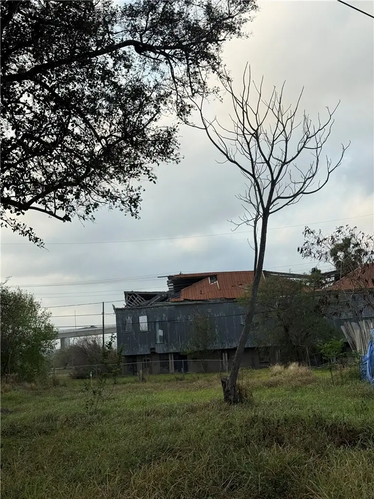 904 Parkers, Corpus Christi, TX 78401 - #1