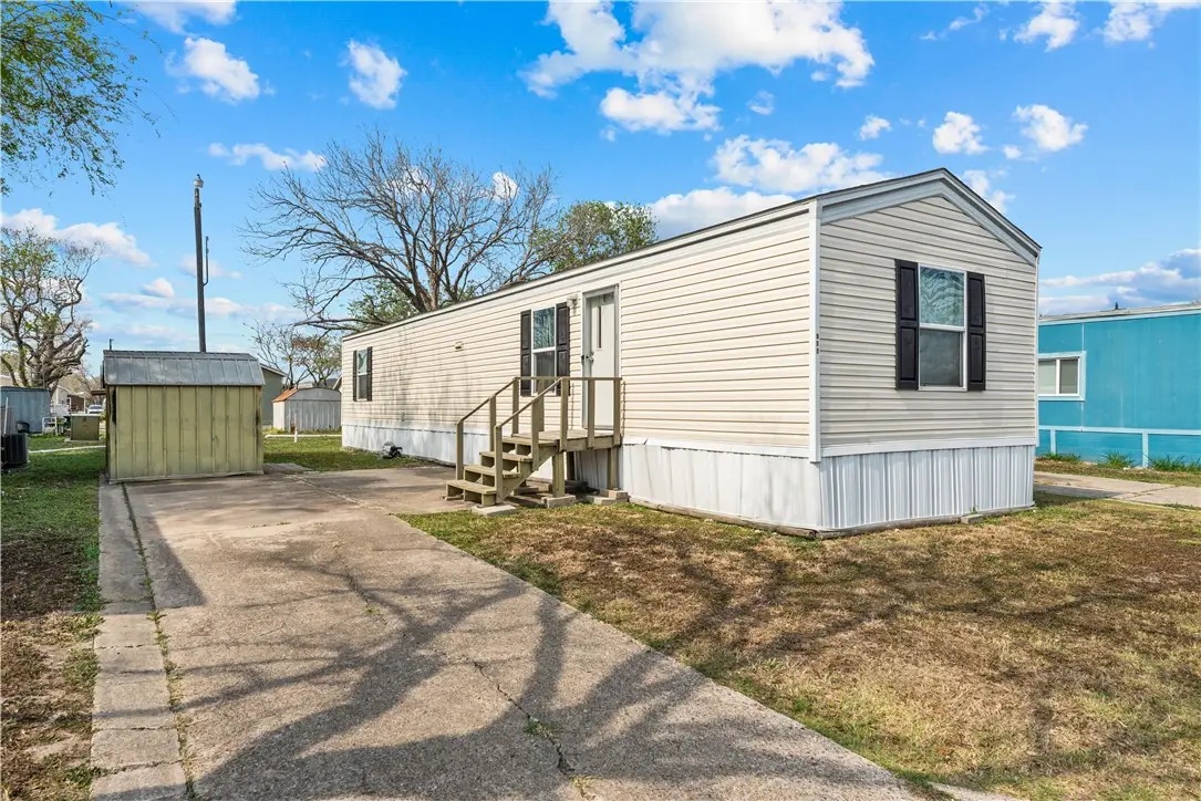 106 Poolside Drive, Corpus Christi, TX 78409 - #1