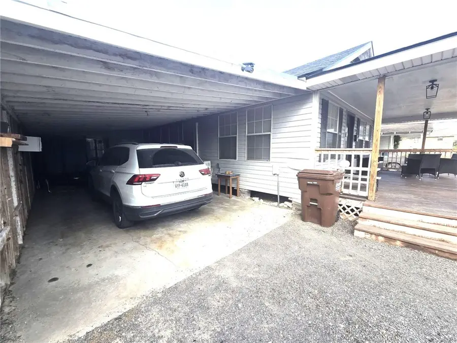 720 W Avenue H Avenue, Kingsville, TX 78363 - #2