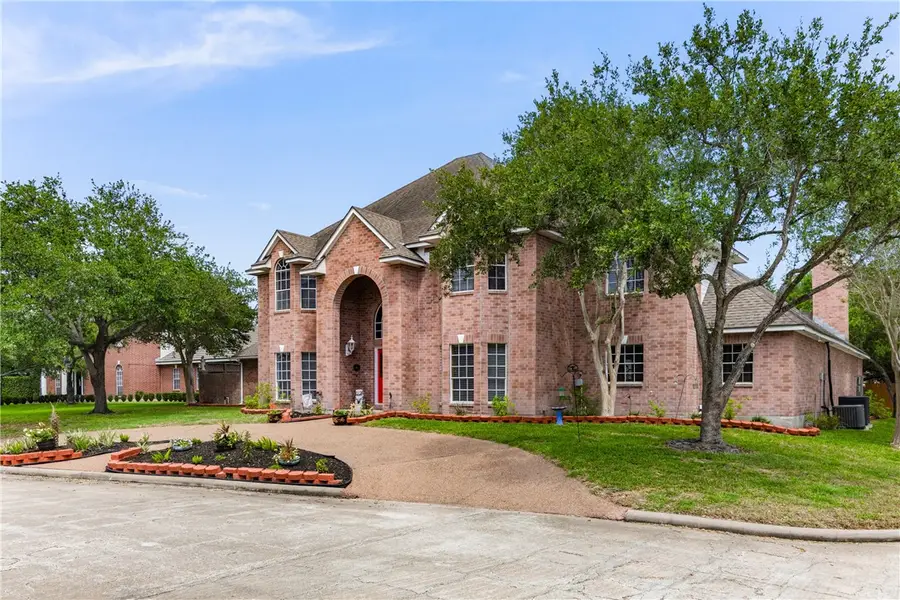 6910 Sir Galahad, Corpus Christi, TX 78413 - #2