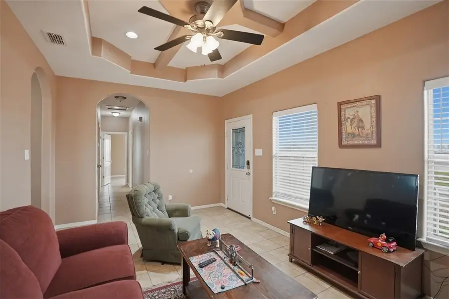 124 W Dragon Street, Driscoll, TX 78351 - #2