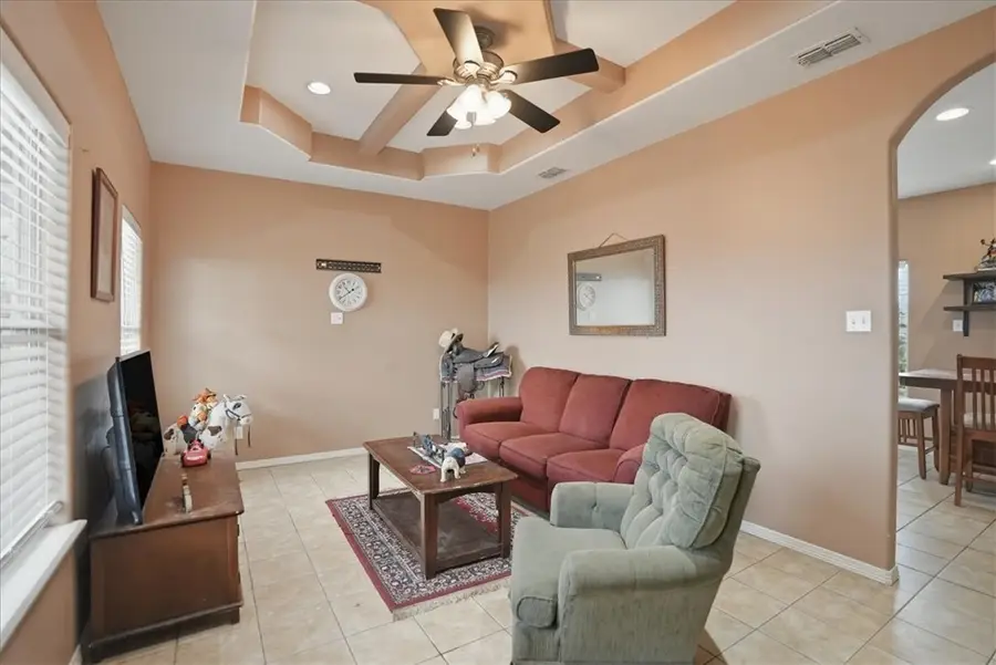 124 W Dragon Street, Driscoll, TX 78351 - #3