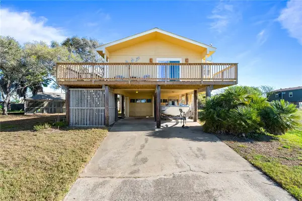 118 Las Palmas Drive, Corpus Christi, TX 78418