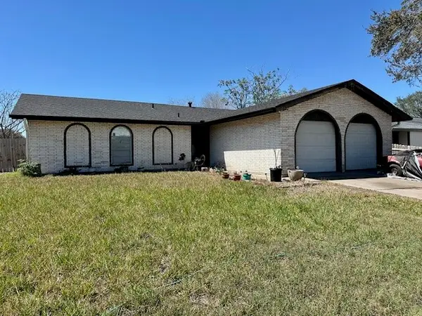 1007 S 21st Street, Kingsville, TX 78363