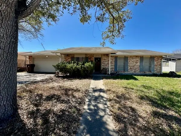 1013 S 21st Street, Kingsville, TX 78363