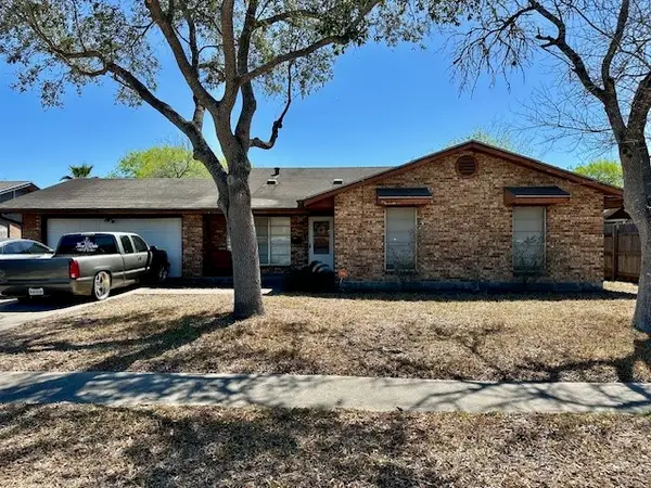 1505 E Warren Avenue, Kingsville, TX 78363