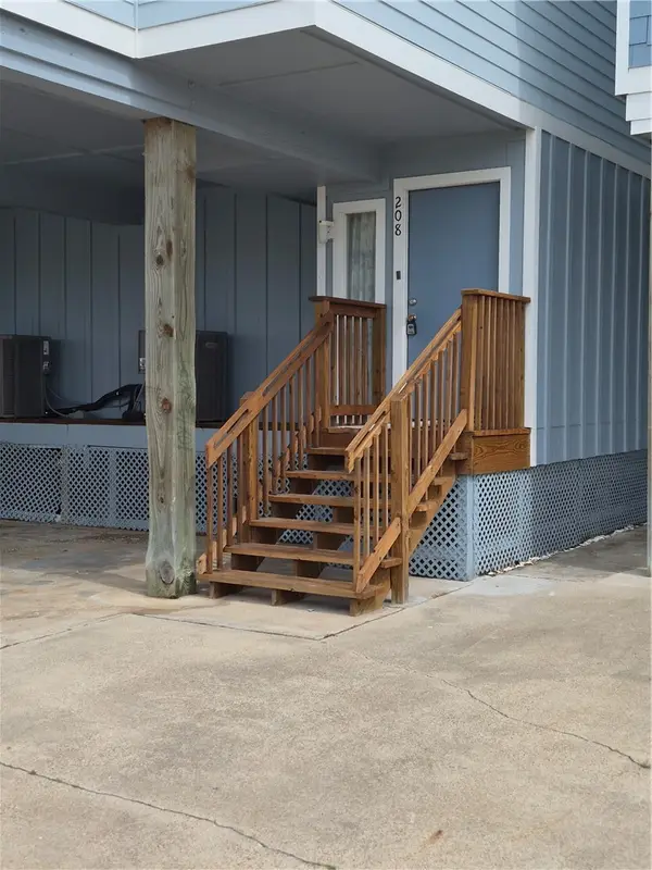 100 Port Royal #208, Aransas Pass, TX 78336