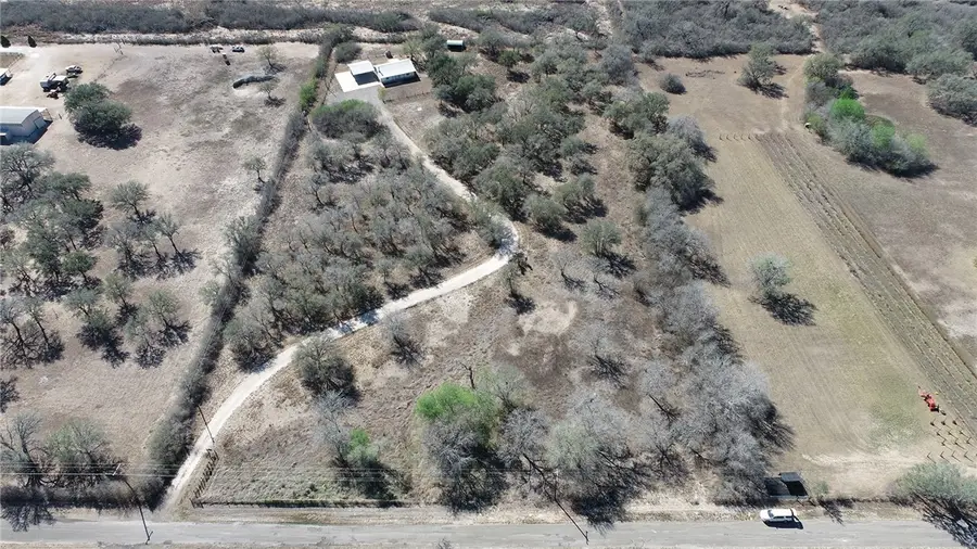 7879 Chestnut Road, Beeville, TX 78102 - #2