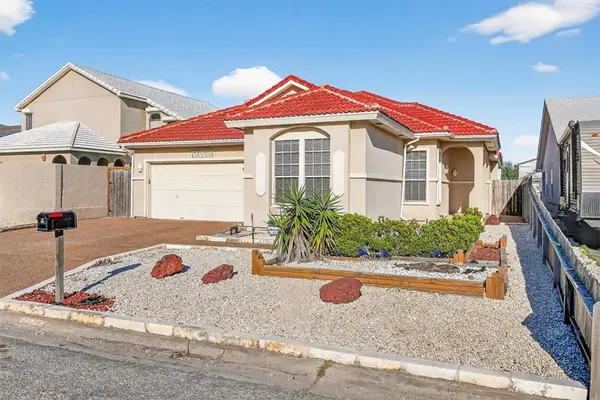 15222 Isla Pinta Court, Corpus Christi, TX 78418