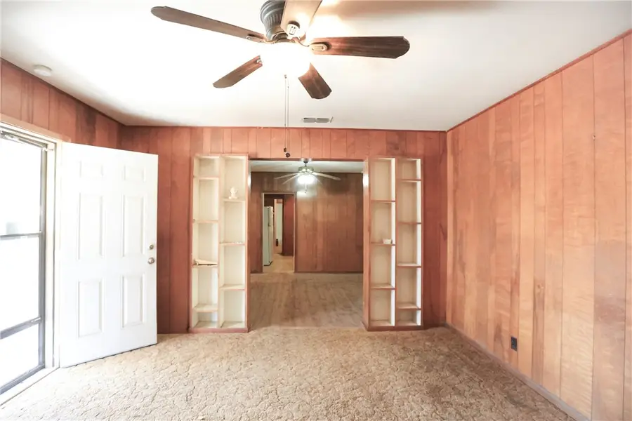 305 N Perez, San Diego, TX 78384 - #2