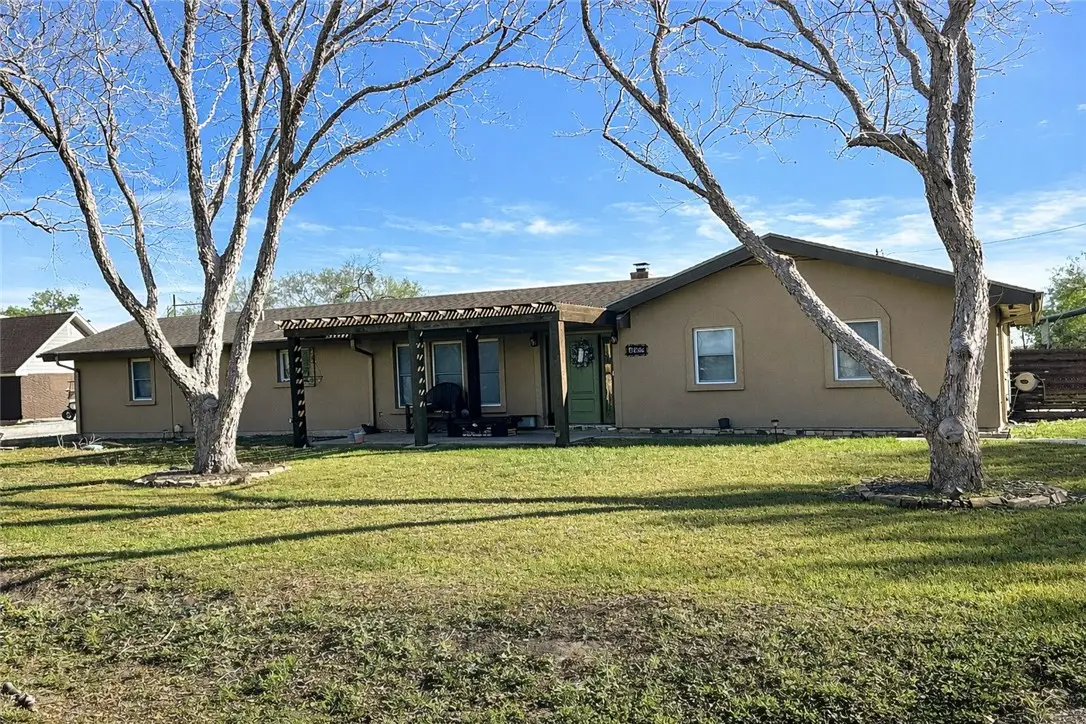 4005 Ridge, Robstown, TX 78380 - #1