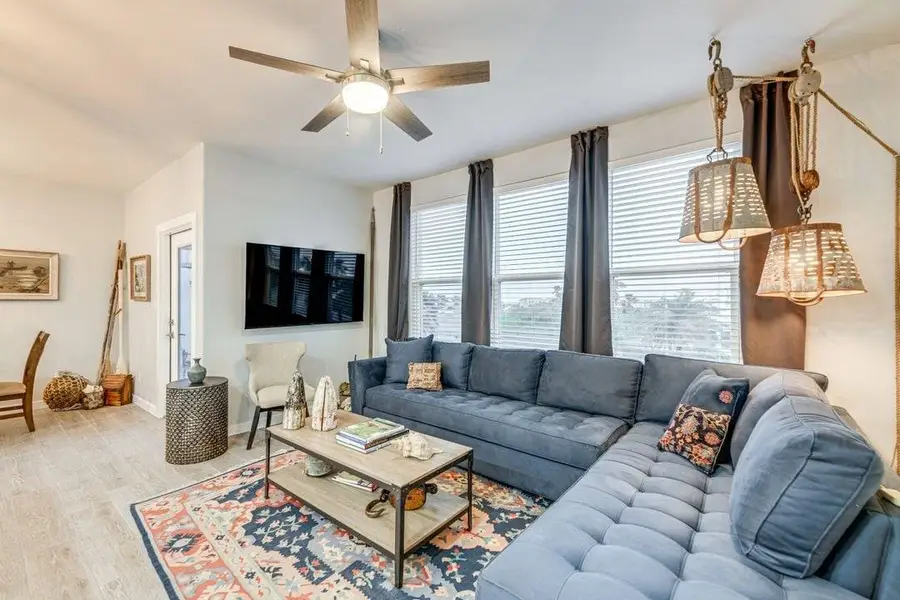 603 E Avenue G #204, Port Aransas, TX 78373 - #3