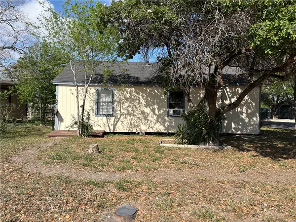 142 Fannin Street, Corpus Christi, TX 78415