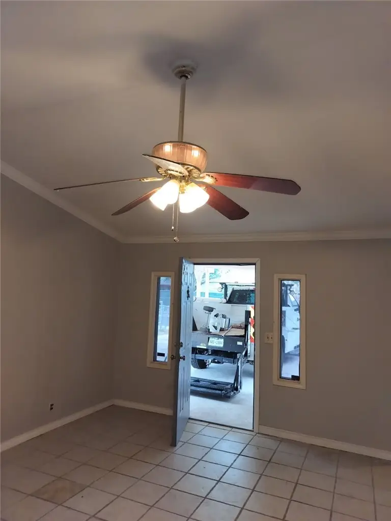 142 Fannin Street, Corpus Christi, TX 78415 - #2