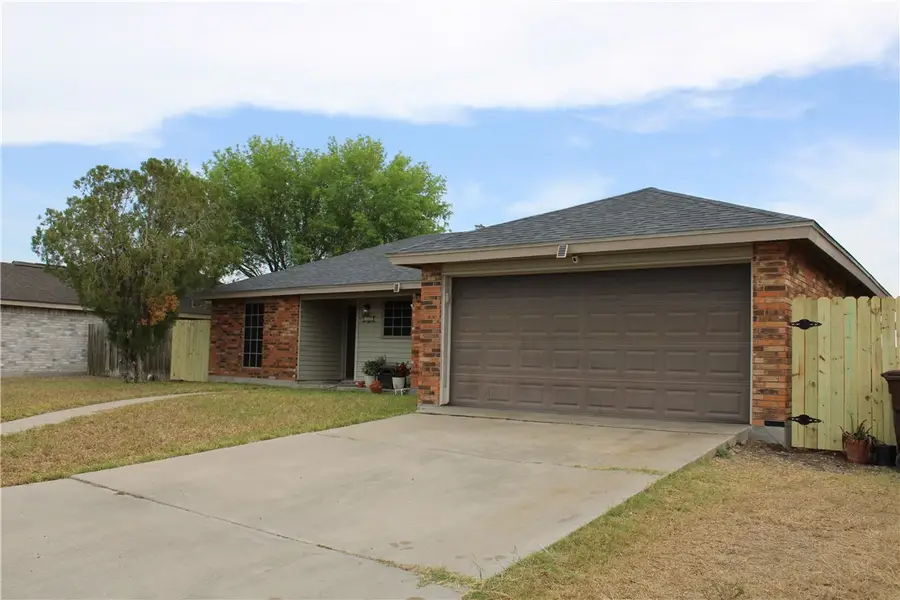 305 Lemonwood Drive, Kingsville, TX 78363 - #3