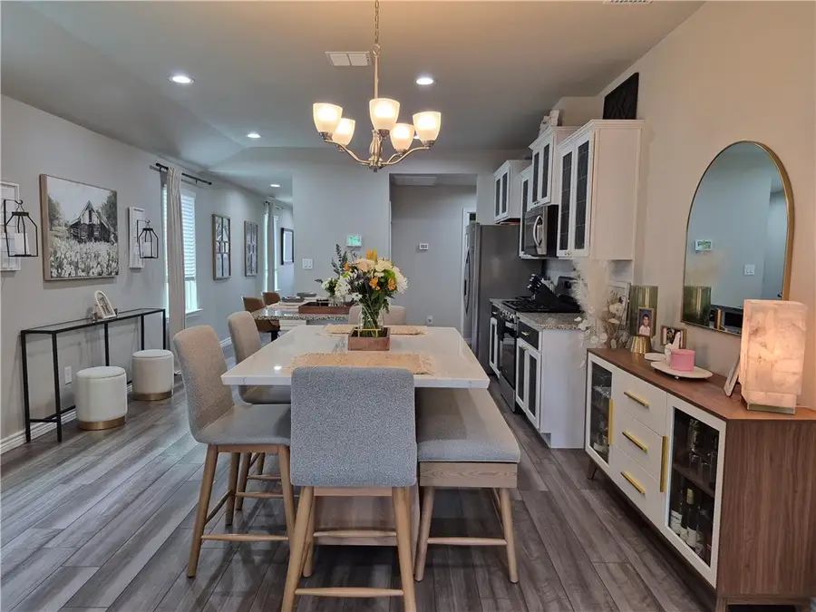 7625 Rustler, Corpus Christi, TX 78414 - #2