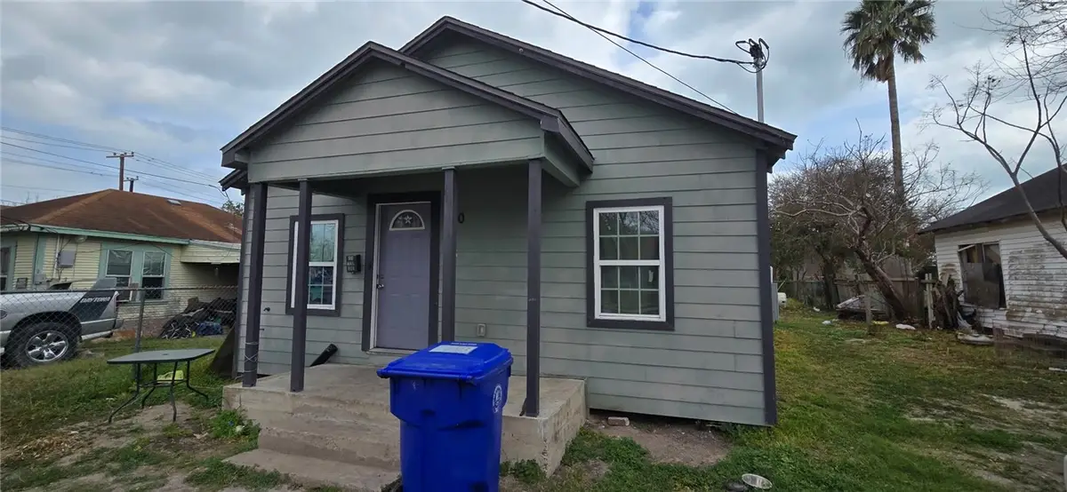810 11th Street, Corpus Christi, TX 78404 - #1