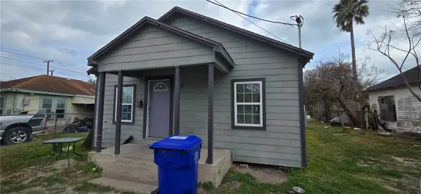 810 11th Street, Corpus Christi, TX 78404