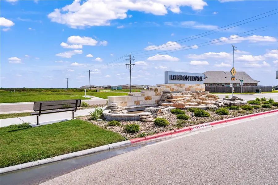 1317 London Towne Boulevard, Corpus Christi, TX 78415 - #3