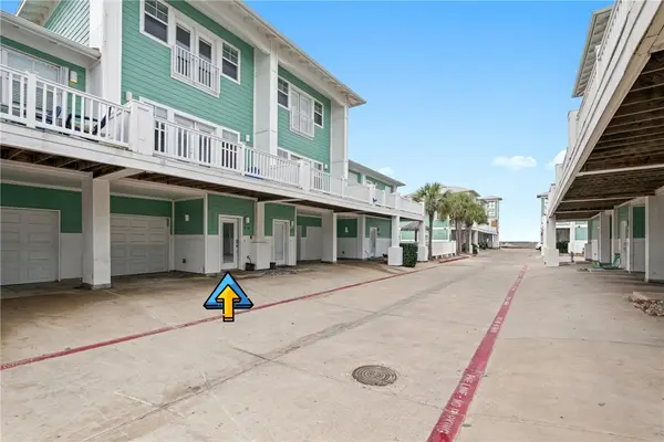 3021 S 11th Street #18, Port Aransas, TX 78373