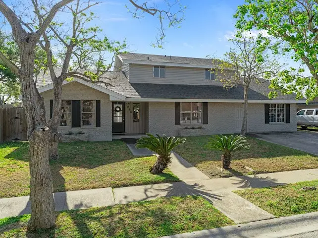 5210 Honeysuckle, Corpus Christi, TX 78415 - #1