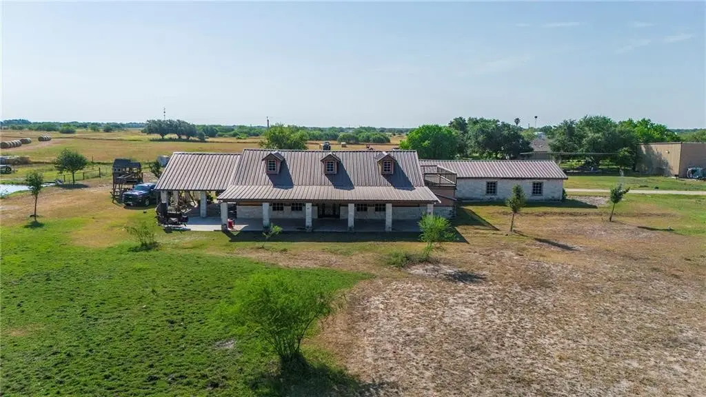 7084 Bartosch, Robstown, TX 78380 - #1