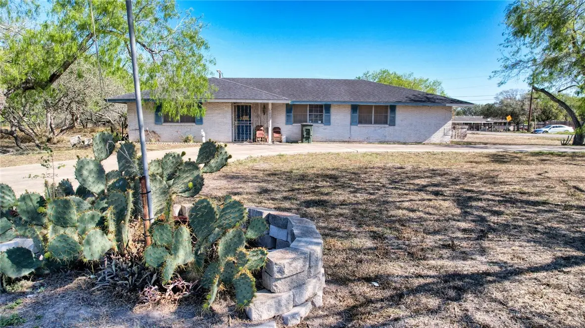 16202 Fm 624, Robstown, TX 78380 - #1