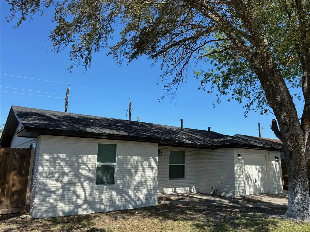 4925 Waterfall, Corpus Christi, TX 78416 - #1