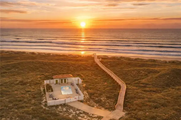 6542 Villa Castellon Drive, Port Aransas, TX 78373