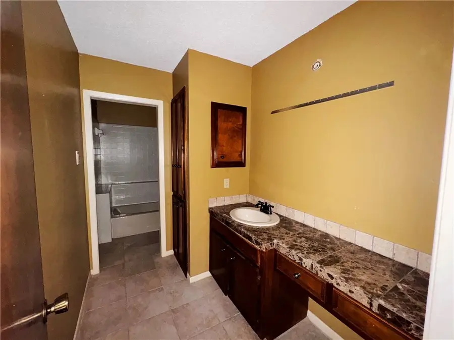 316 Teakwood Drive, Victoria, TX 77901 - #3