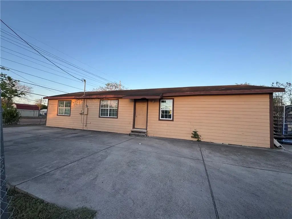4702 Molina Drive, Corpus Christi, TX 78416 - #1