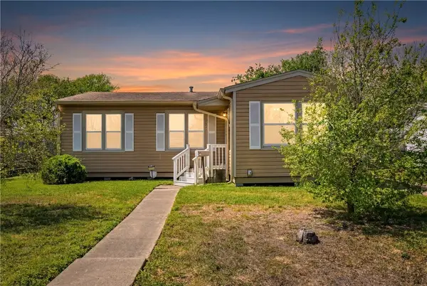 3651 Lawnview Street, Corpus Christi, TX 78411