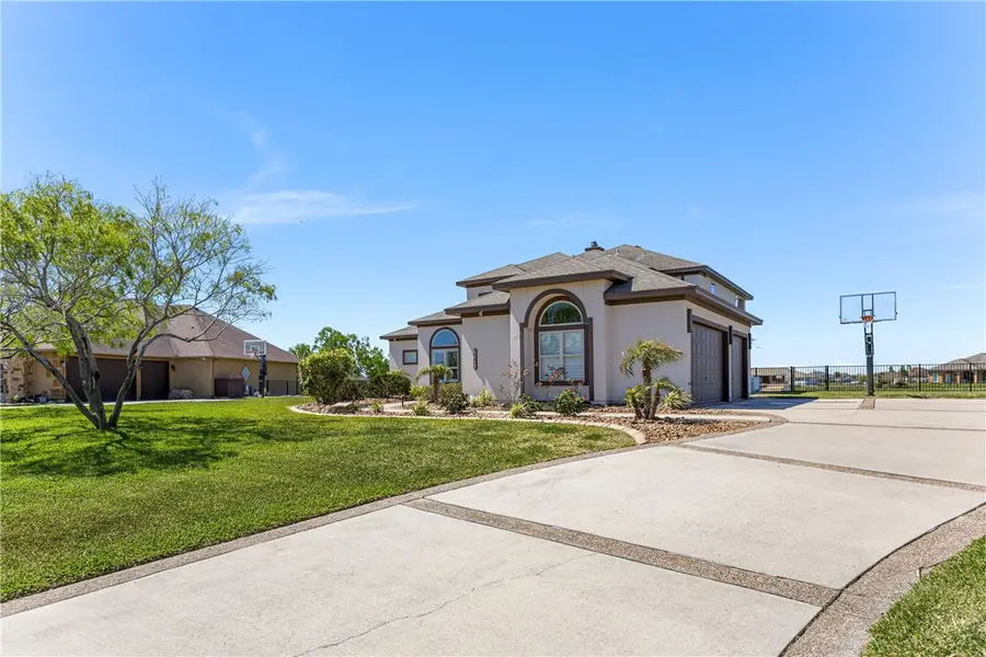 6217 Lago Vista Drive, Corpus Christi, TX 78414 - #2