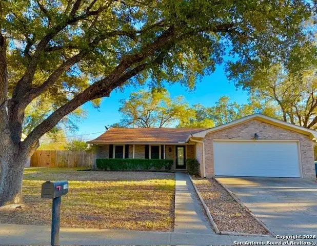 1104 Newhall Street, Beeville, TX 78102 - #1