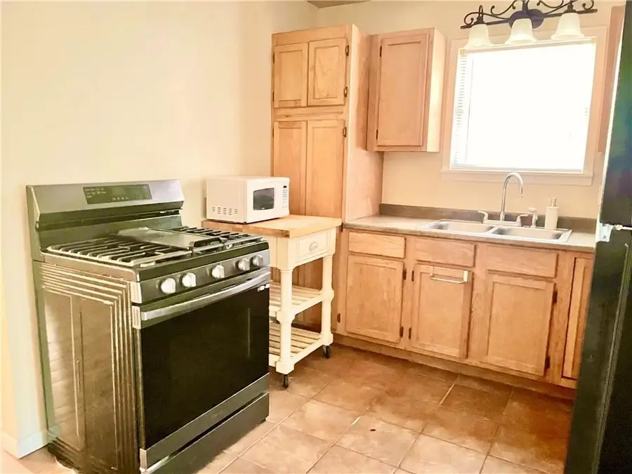 813 N Houston Street, Aransas Pass, TX 78336 - #3