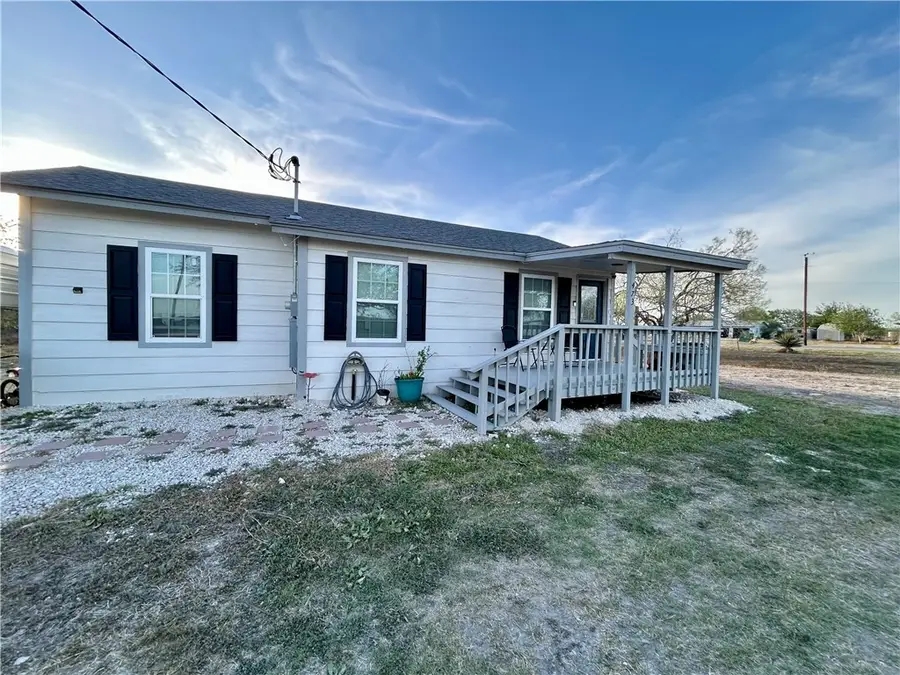 473 E County Road 303, Orange Grove, TX 78372 - #2