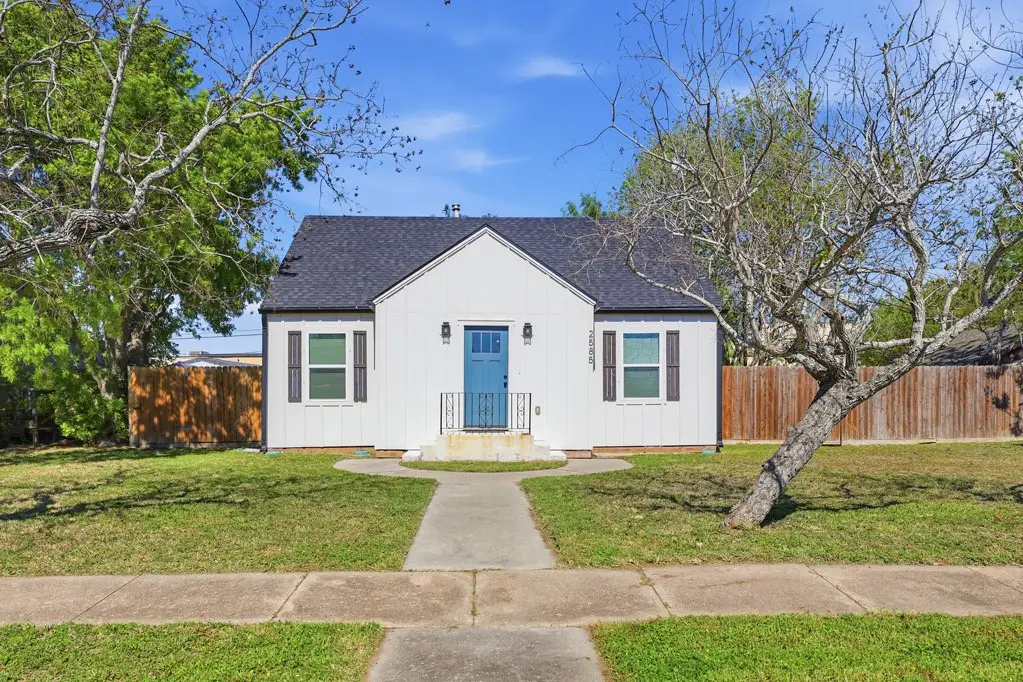 2585 San Angelo Avenue, Ingleside, TX 78362 - #1